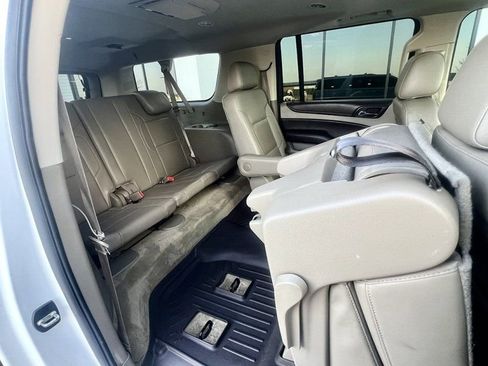 Used 2015 Chevrolet Suburban LTZ image 14