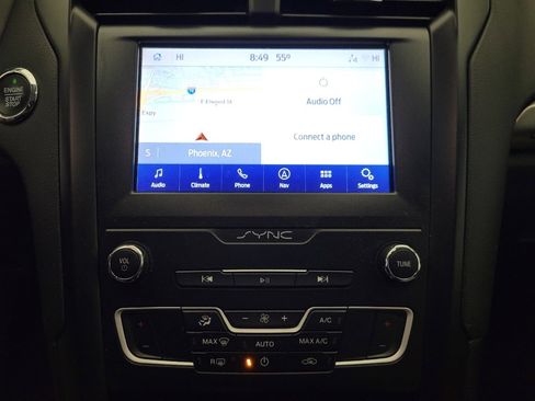 Used 2020 Ford Fusion SE w/ Equipment Group 151A image 25