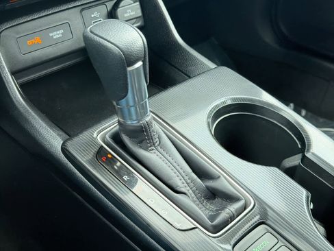 Used 2023 Honda Civic LX image 32