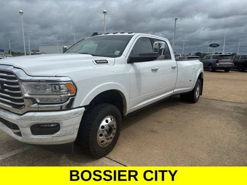 Used 2022 RAM 3500 Limited AWD/4WD image 1