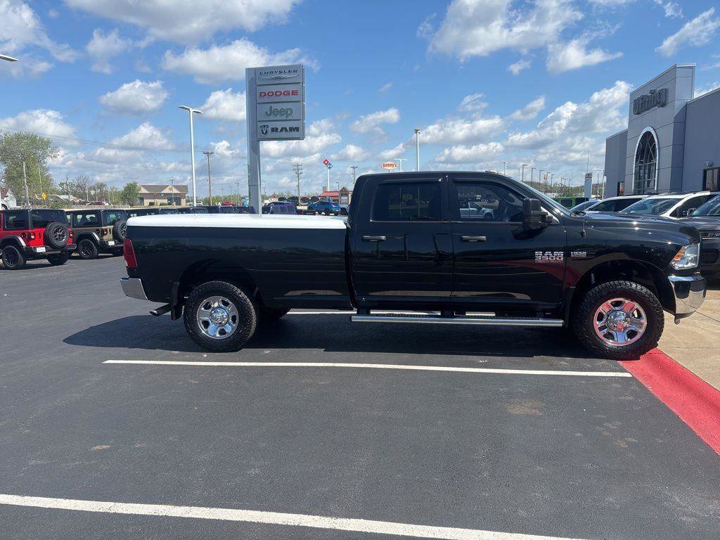 Used 2016 RAM 3500 Tradesman w/ Chrome Appearance Group AWD/4WD image 5
