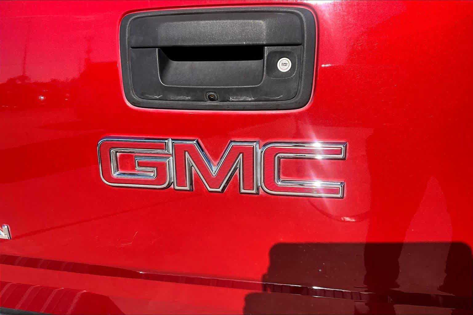 Used 2016 GMC Canyon 2WD Crew Cab w/ Convenience Package image 30