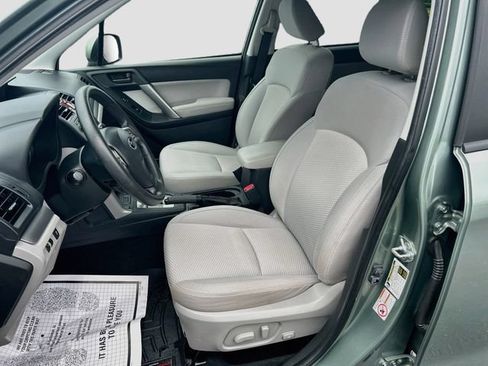 Used 2015 Subaru Forester 2.5i Premium w/ All-Weather Package AWD/4WD image 27