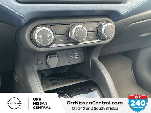 New 2025 Nissan Versa SV w/ Trunk Package image 22