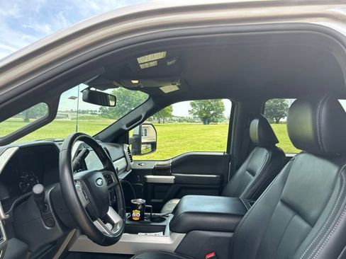 Used 2022 Ford F250 Lariat w/ Lariat Ultimate Package AWD/4WD image 11