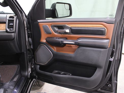 Used 2019 RAM 1500 Limited image 29