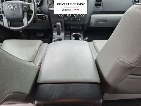 Used 2020 Toyota Sequoia Limited w/ Safety & Convenience Package image 23