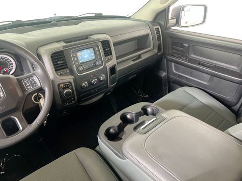Used 2018 RAM 1500 Express image 21
