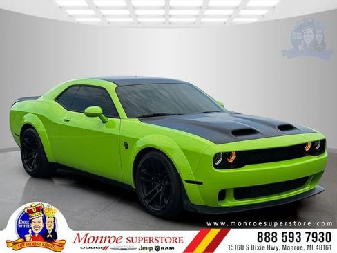 Used 2023 Dodge Challenger SRT Hellcat image 1