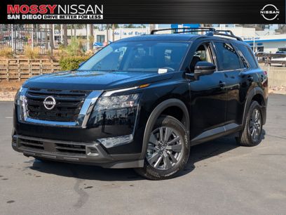 New 2025 Nissan Pathfinder SV