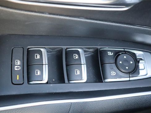 Certified 2023 Kia Sorento LX AWD/4WD image 14