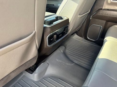 Used 2022 GMC Sierra 1500 SLT w/ SLT Convenience Package image 18