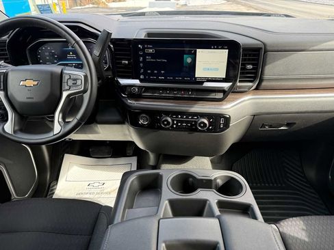 Used 2023 Chevrolet Silverado 1500 LT image 11
