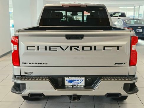 Used 2025 Chevrolet Silverado 1500 RST w/ Dark Appearance Package AWD/4WD image 12
