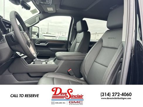 New 2026 GMC Sierra 2500 Denali w/ Denali Reserve Package AWD/4WD image 11