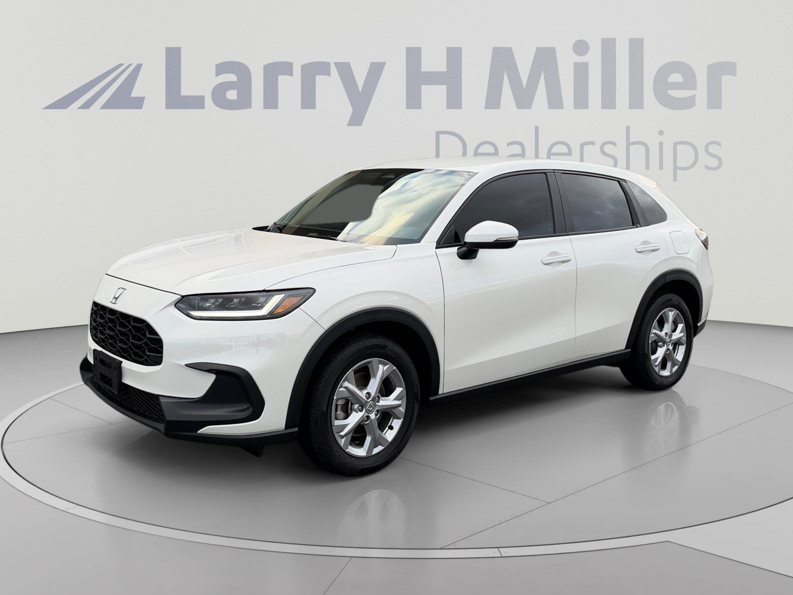 Used 2024 Honda HR-V LX image 1