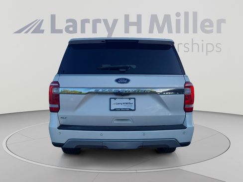 Used 2019 Ford Expedition XLT w/ Equipment Group 202A RWD image 4
