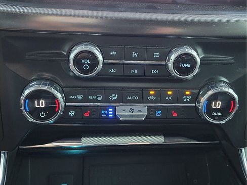 Used 2021 Ford F150 Platinum w/ Equipment Group 701A High RWD image 15