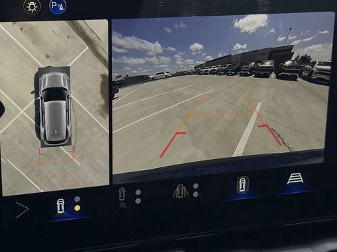 New 2026 Chevrolet Equinox LT image 13