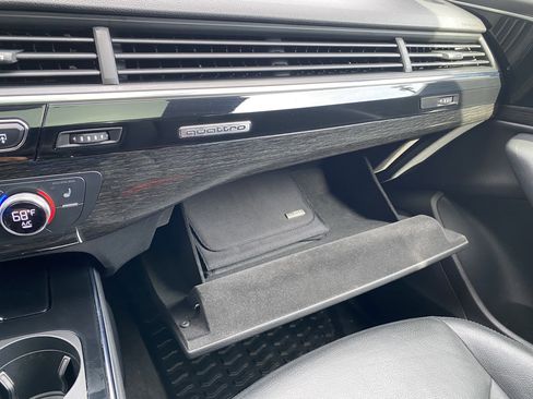 Used 2017 Audi Q7 3.0T Premium Plus w/ Premium Plus Package image 30