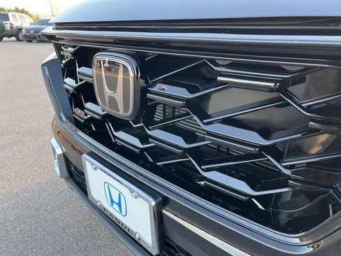 Used 2026 Honda CR-V Sport Touring image 17