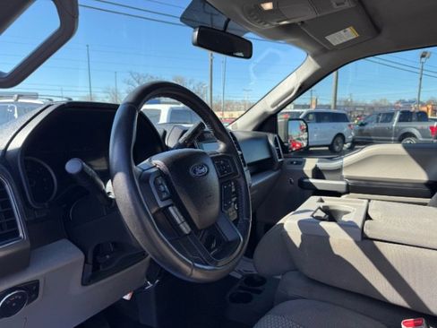 Used 2017 Ford F150 XLT w/ Equipment Group 302A Luxury image 17