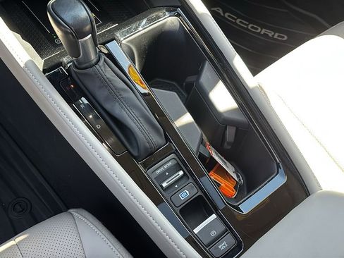 Used 2023 Honda Accord Touring image 21
