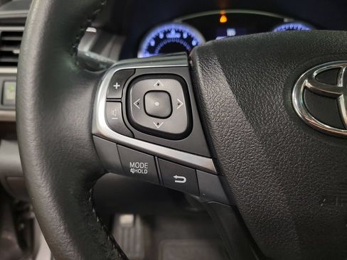 Used 2015 Toyota Camry XLE FWD image 25