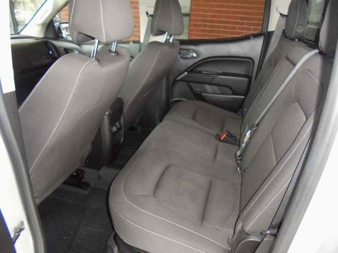 Used 2019 GMC Canyon SLE w/ SLE Convenience Package image 9