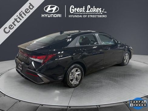 Certified 2025 Hyundai Elantra SE image 5