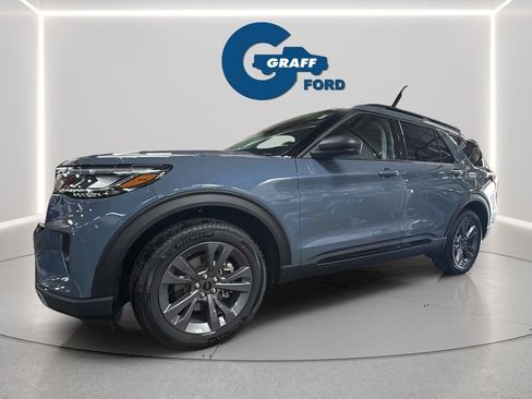 New 2026 Ford Explorer Active w/ Active Comfort Package image 2