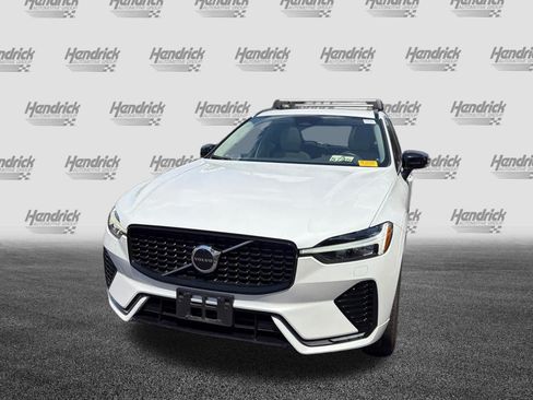 Used 2024 Volvo XC60 B5 Core w/ Protection Package Premier AWD/4WD image 5