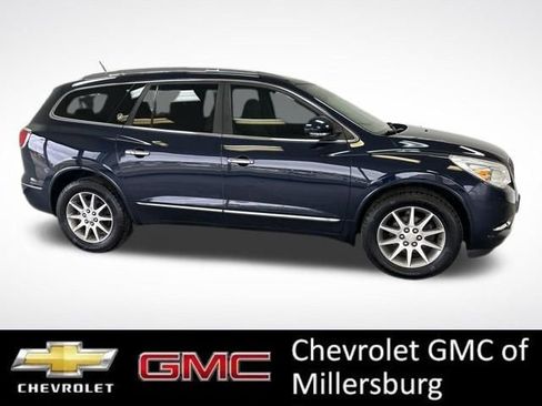 Used 2017 Buick Enclave Leather image 2
