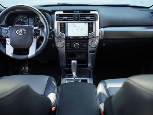 Used 2022 Toyota 4Runner SR5 Premium w/ Moonroof Package image 21