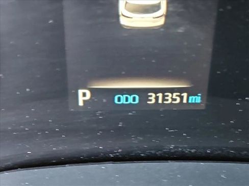 Used 2021 Toyota Sienna XSE w/ XSE Plus Package image 11