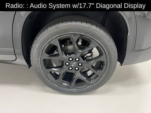 New 2026 Chevrolet Traverse RS AWD/4WD image 6