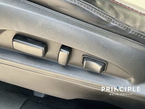 Used 2015 Chevrolet Equinox LTZ FWD image 16
