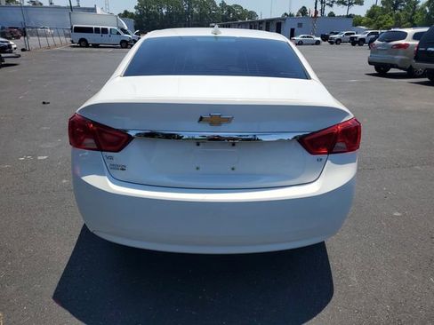 Used 2019 Chevrolet Impala LT FWD image 5