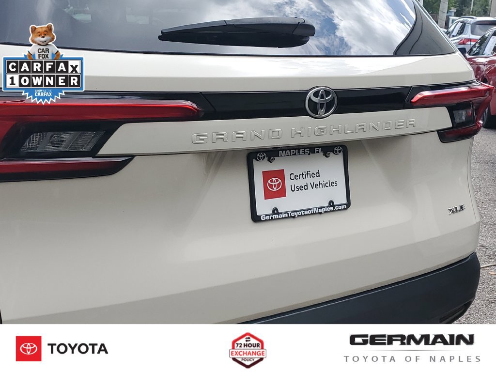 Certified 2024 Toyota Grand Highlander FWD image 17