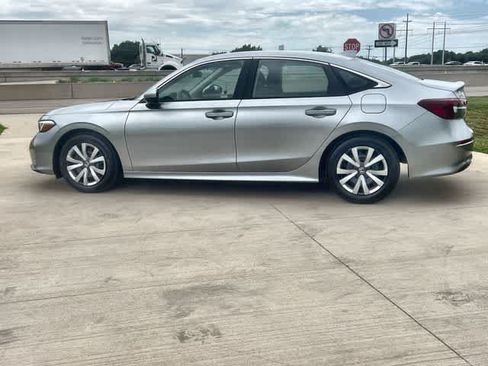Used 2026 Honda Civic LX image 4