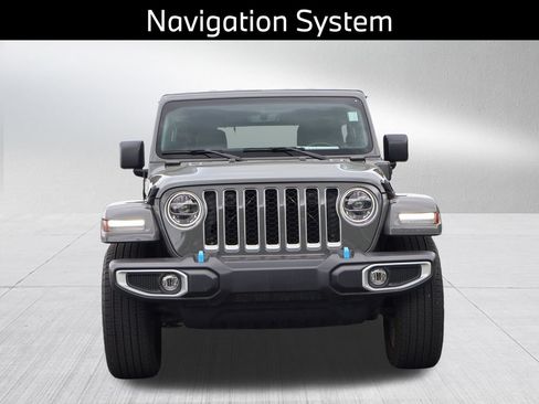 Used 2022 Jeep Wrangler Unlimited Sahara w/ Cold Weather Group AWD/4WD image 3