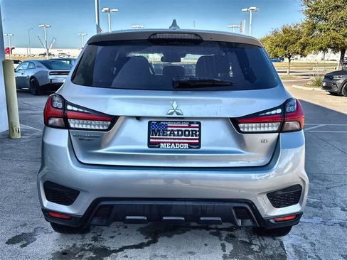 Used 2021 Mitsubishi Outlander Sport SE image 5