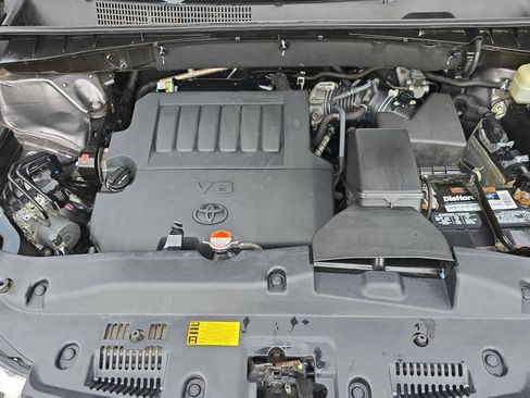 Used 2016 Toyota Highlander Limited image 30
