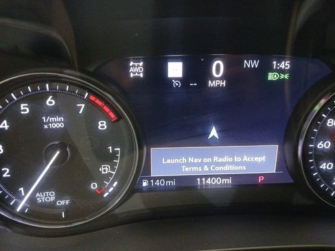 Certified 2025 Cadillac XT5 Premium Luxury w/ Technology Package AWD/4WD image 22