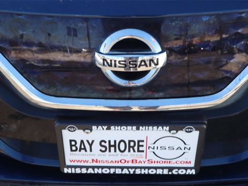 Certified 2022 Nissan Leaf S Plus image 24