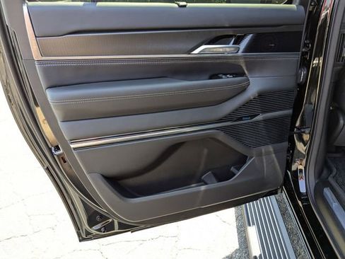 New 2024 Jeep Grand Wagoneer L Series II w/ Quick Order Packagew 28T image 33