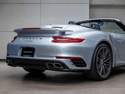 Certified 2017 Porsche 911 Turbo image 26