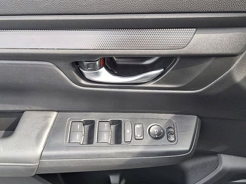 Used 2025 Honda CR-V EX image 10