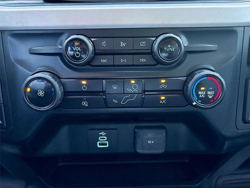 Used 2023 Ford F250 XL w/ FX4 Off-Road Package AWD/4WD image 17