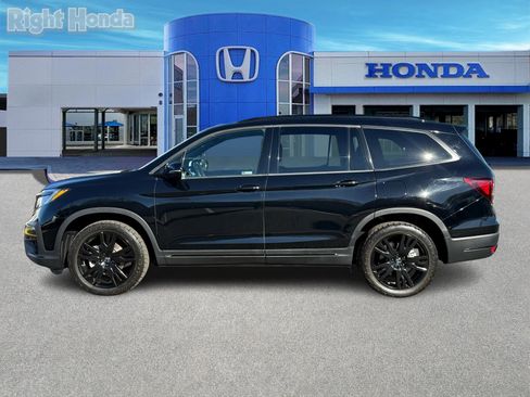 Used 2022 Honda Pilot Black Edition image 3